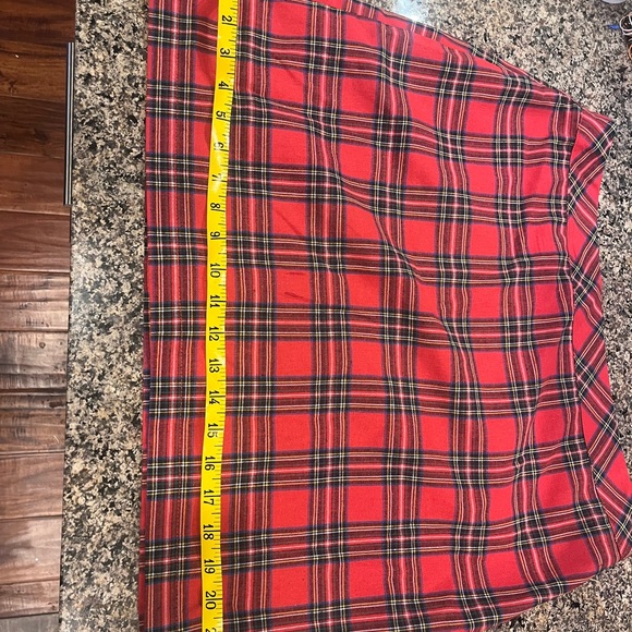 Plaid Red Women's Skirt - Picture 6 of 7